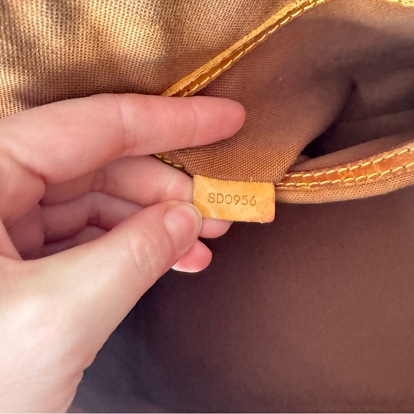 ✅AUTHENTIC✅LOUIS VUITTON ALMA PM - Picture 13 of 15